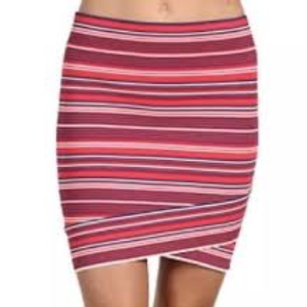 BCBGMAXAZRIA Women’s Ivy Striped Criss Cross Skirt